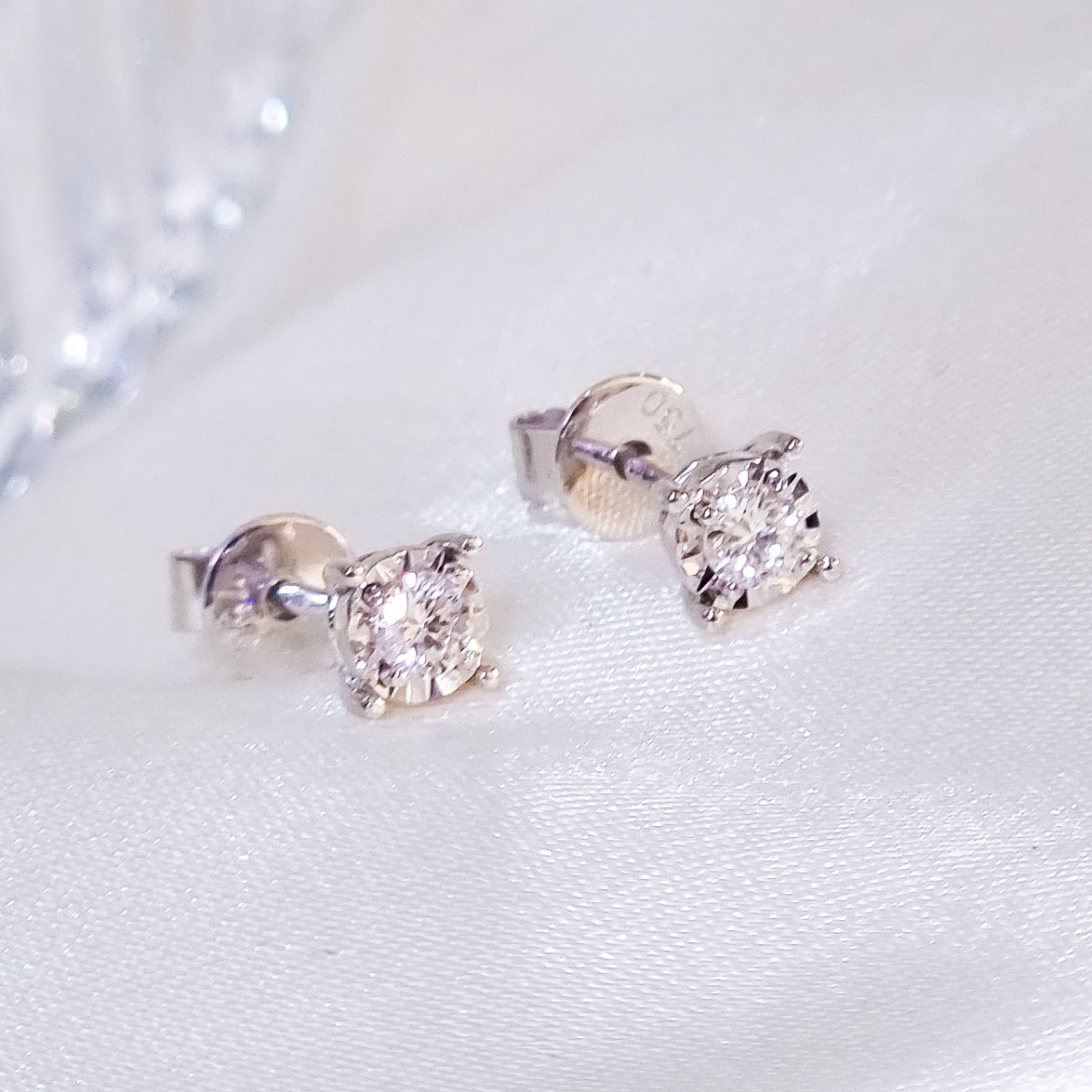 Alisha Diamond Stud Earrings
