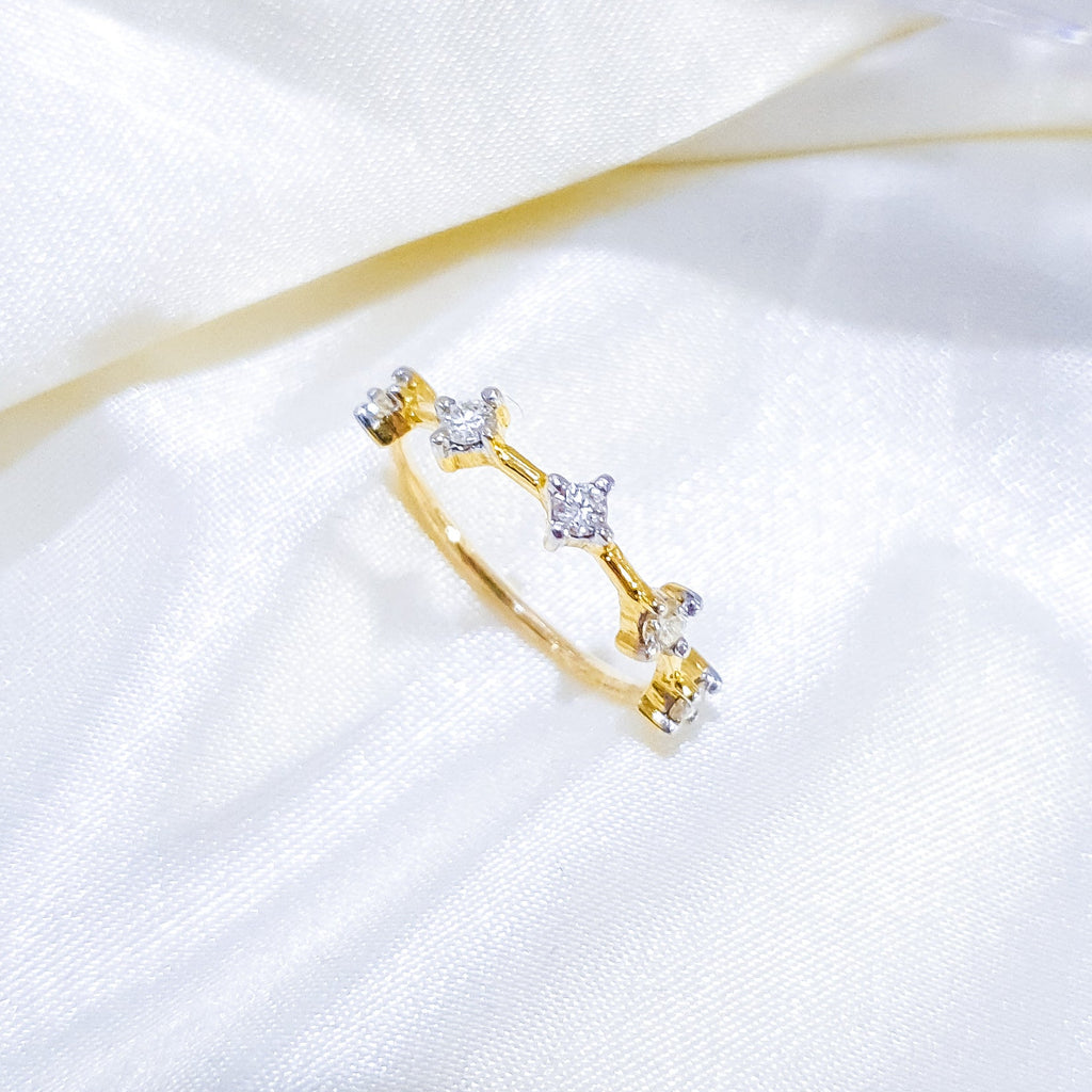 Kyra Alternating Diamond Band