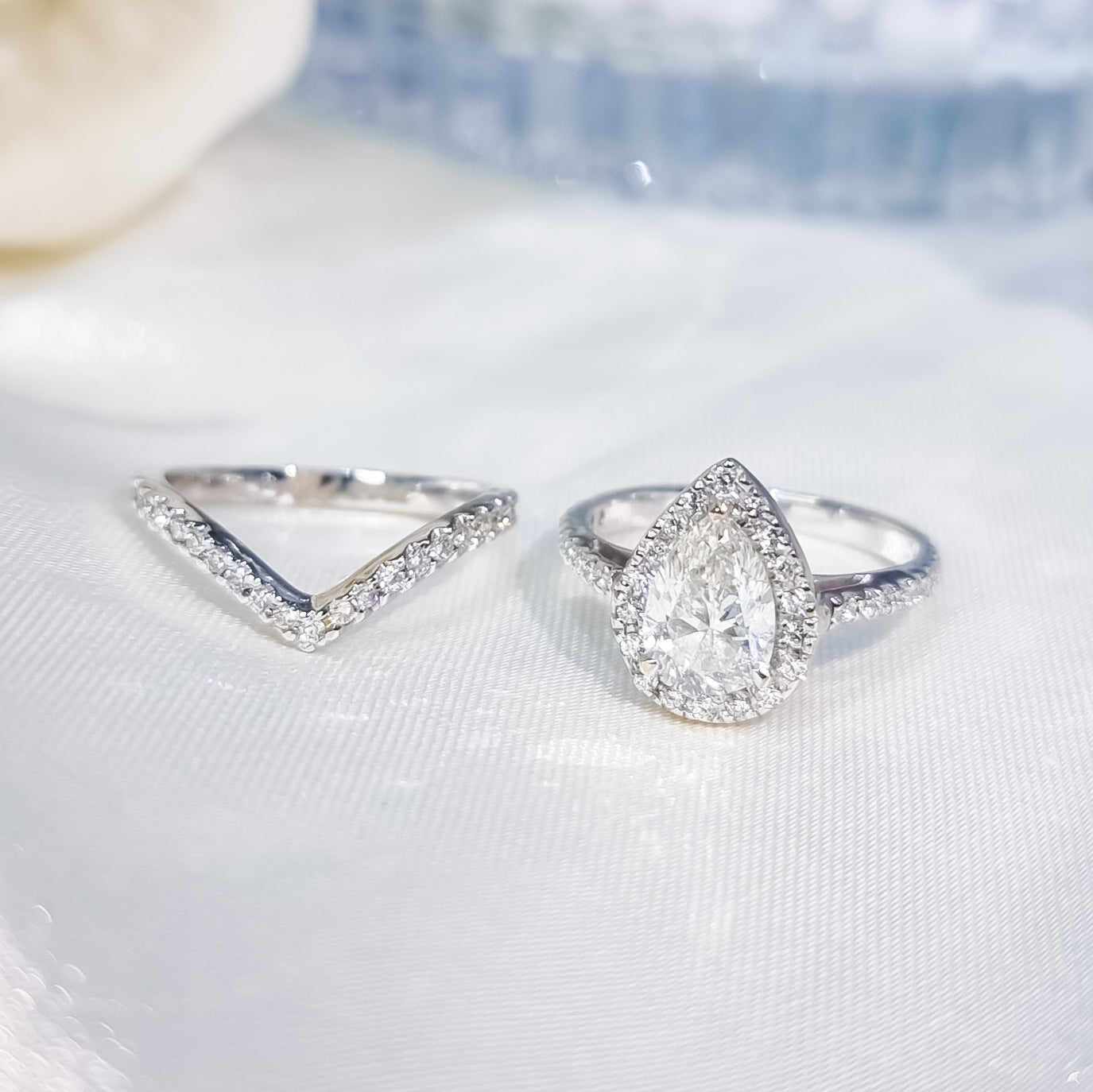 Erin Chevron Pavé Band