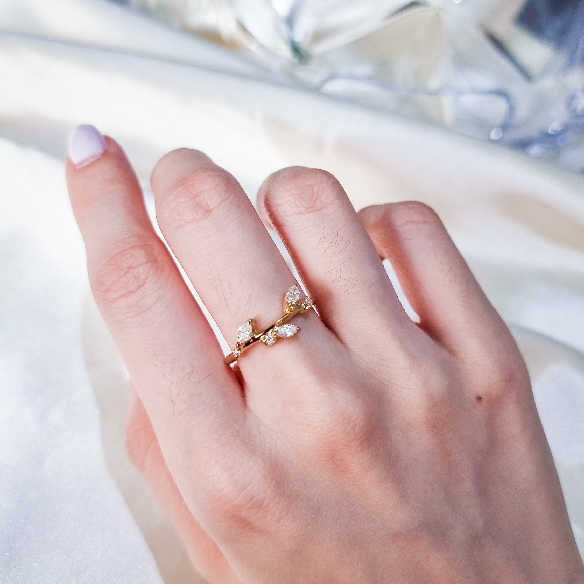 Vashly Marquise Accent Wedding Band