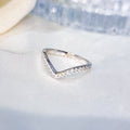 Erin Chevron Pavé Band